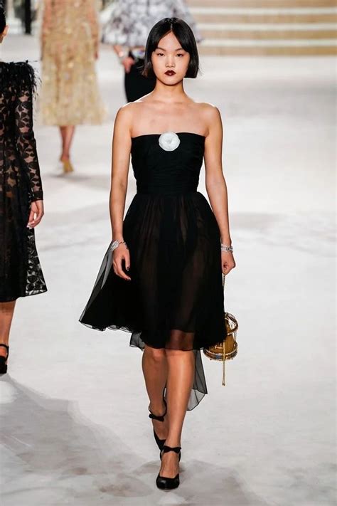 chanel black dress 2020|chanel fashion show 2020.